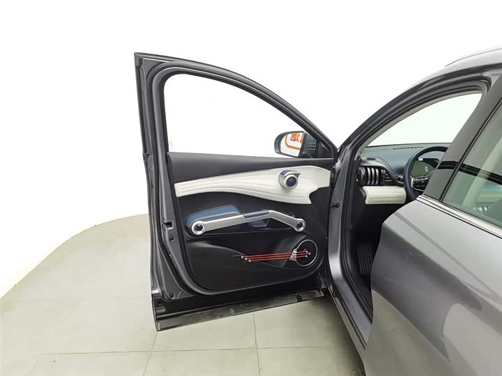 Фото 8 - BYD Yuan Plus