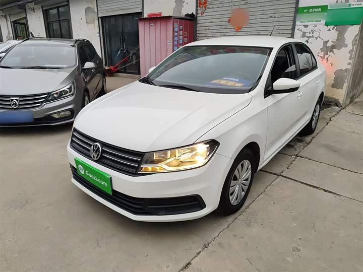 Фото 1 - Volkswagen Santana