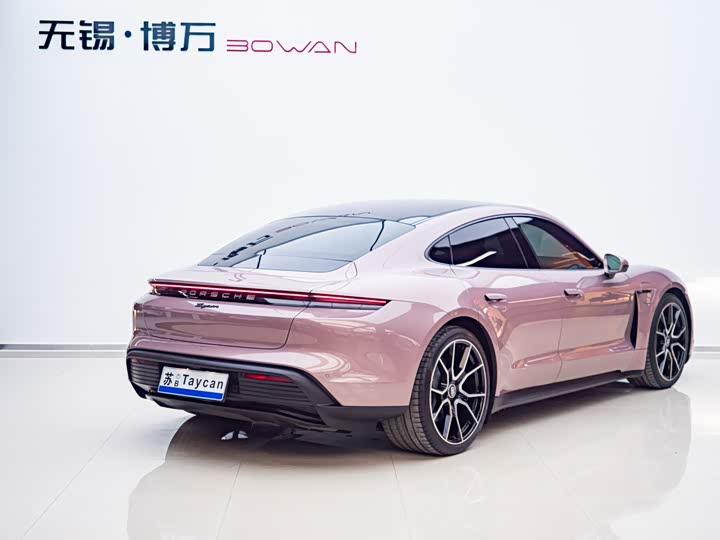 Фото 4 - Porsche Taycan