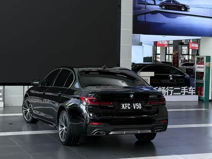 Фото 4 - BMW 5 Series