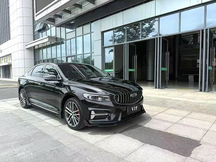 Фото 3 - Geely Preface