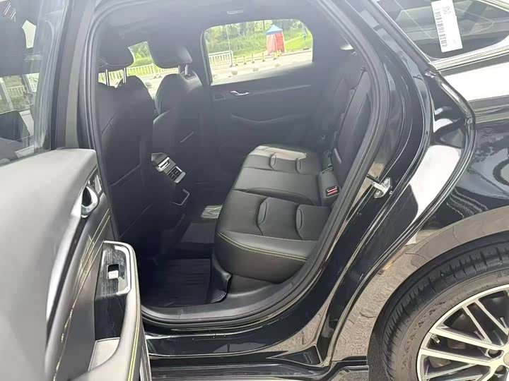 Фото 5 - Geely Preface