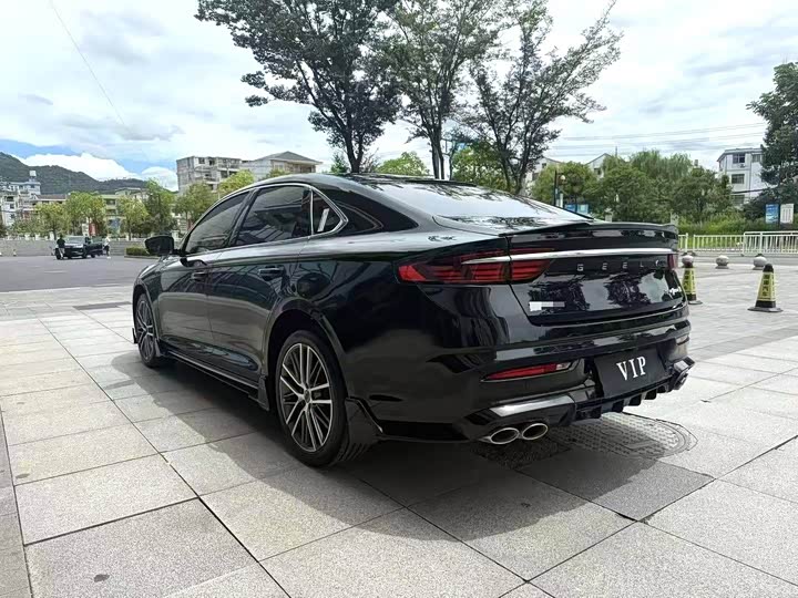 Фото 9 - Geely Preface