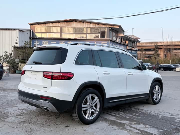 Фото 6 - Mercedes-Benz GLB-Class