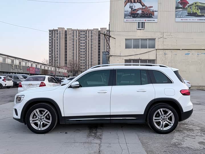 Фото 7 - Mercedes-Benz GLB-Class