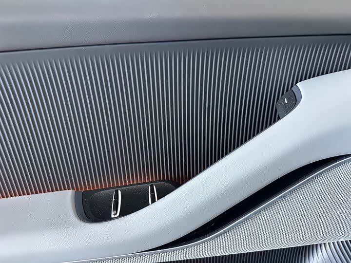 Фото 7 - Nio ET5T