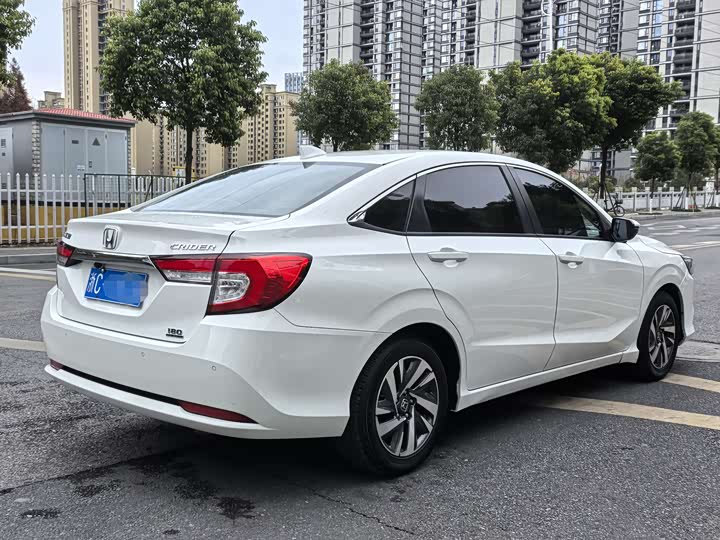 Фото 4 - Honda Crider