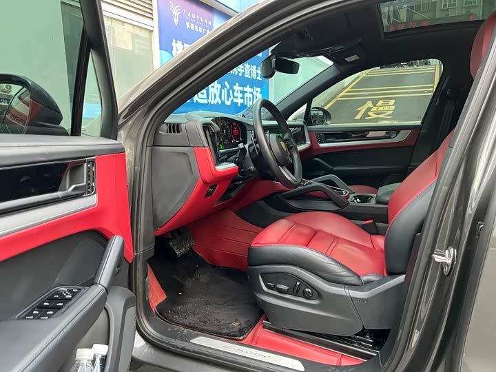 Фото 3 - Porsche Cayenne