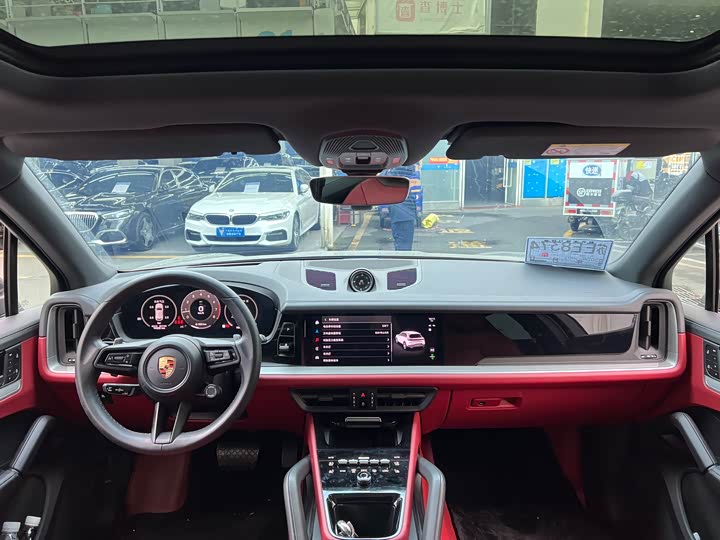 Фото 5 - Porsche Cayenne