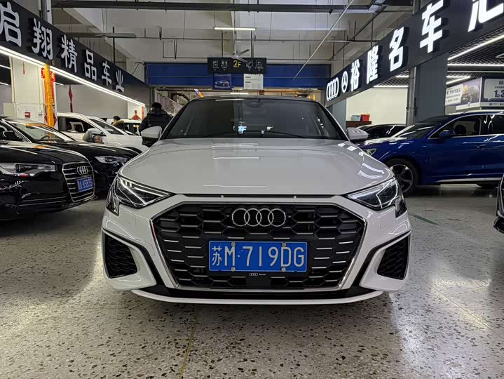 Фото 2 - Audi A3