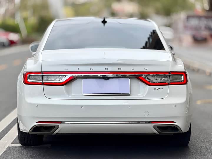 Фото 4 - Lincoln Continental