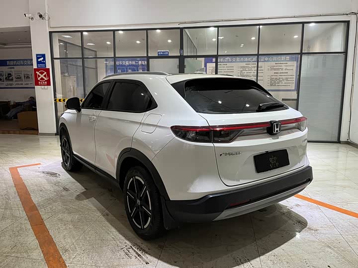 Фото 6 - Honda Vezel