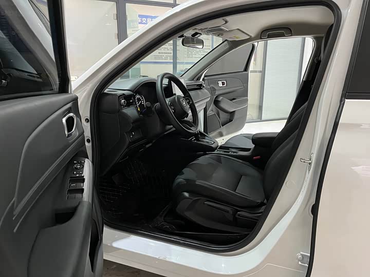 Фото 8 - Honda Vezel