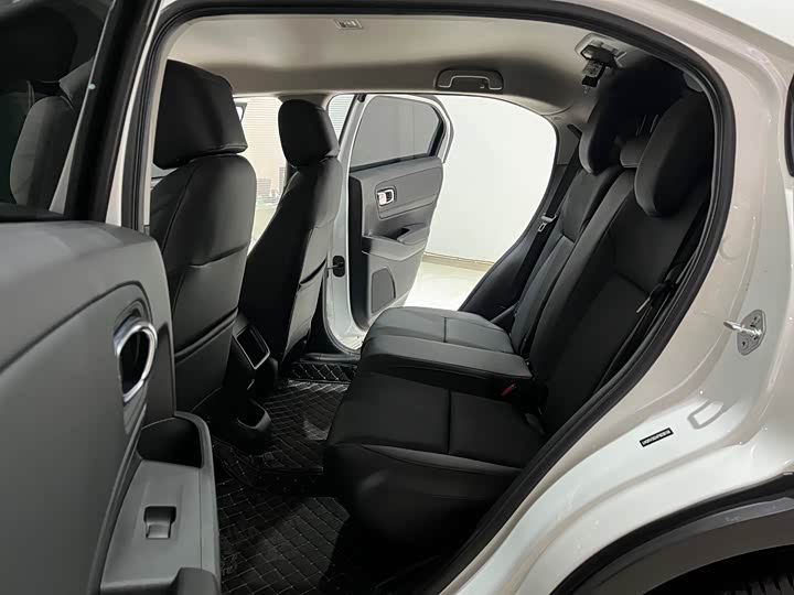 Фото 9 - Honda Vezel