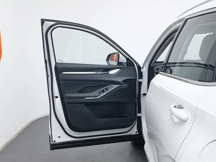 Фото 8 - Haval H6