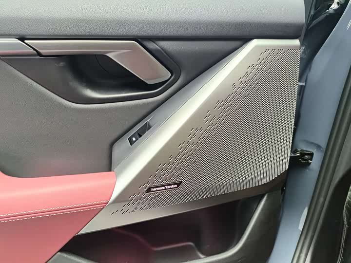 Фото 8 - BMW 5 Series