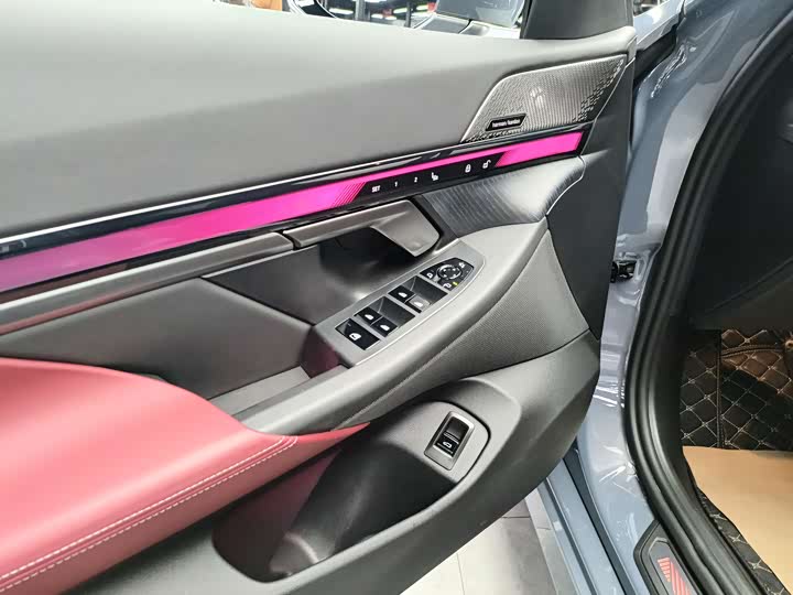 Фото 9 - BMW 5 Series