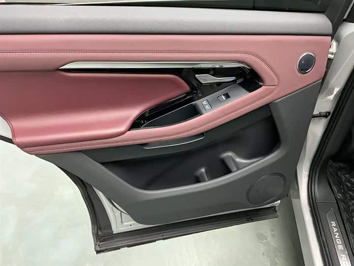 Фото 6 - Land Rover Range Rover Evoque L