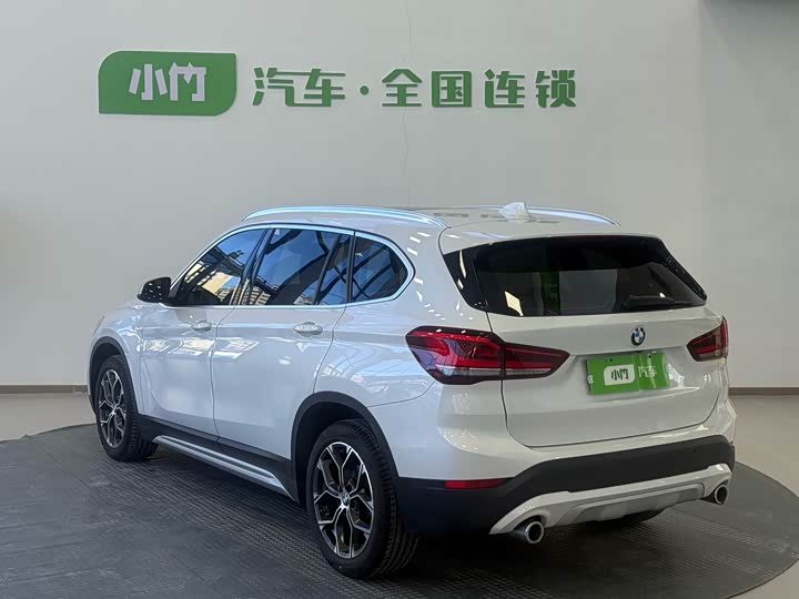 Фото 3 - BMW X1