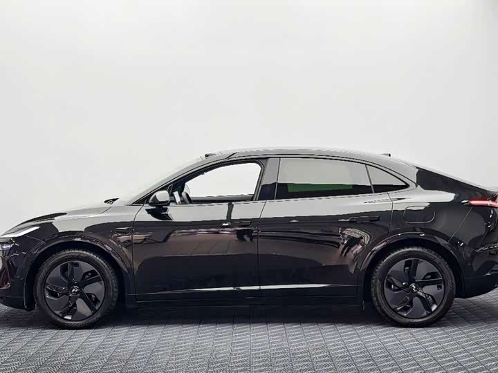 Фото 3 - Nio Onvo L60