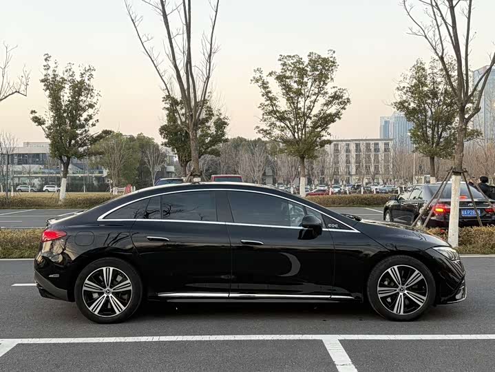 Фото 7 - Mercedes-Benz EQE