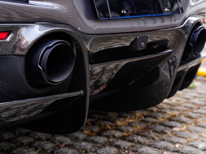 Фото 7 - Ferrari F8