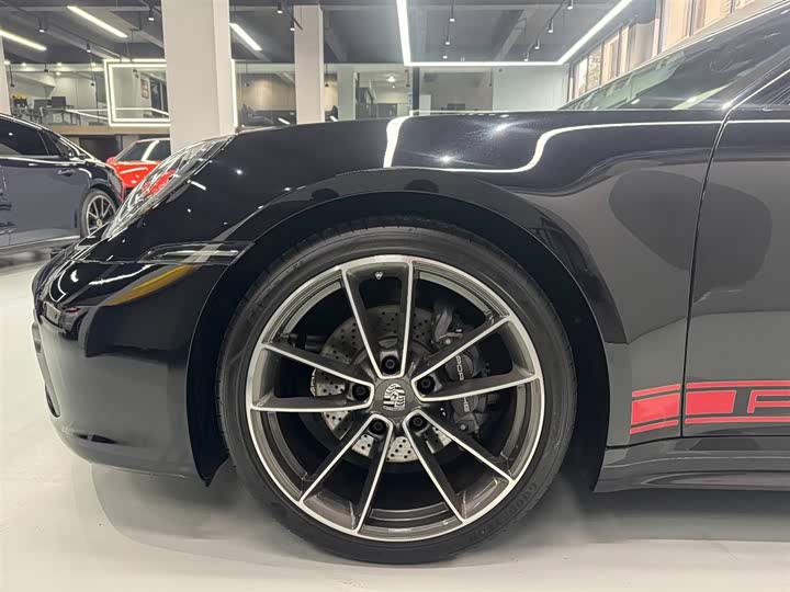 Фото 3 - Porsche 911