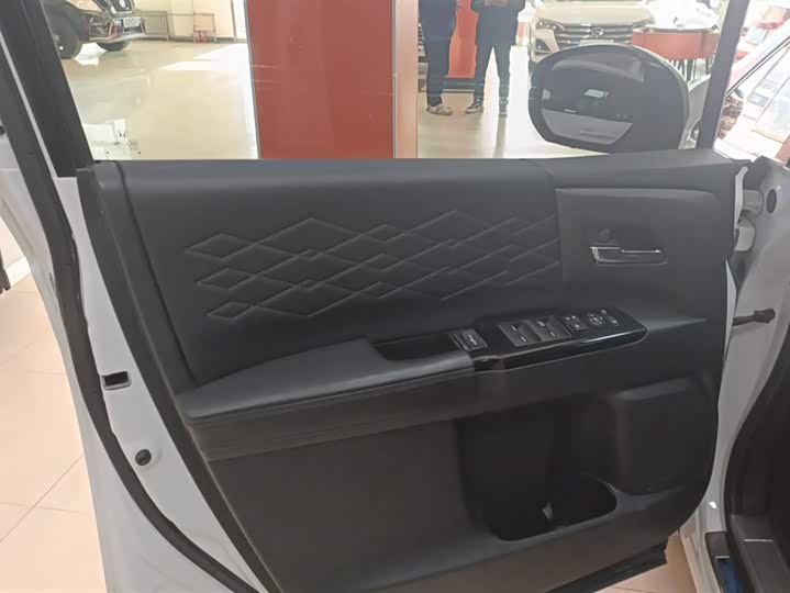 Фото 7 - Honda Elysion