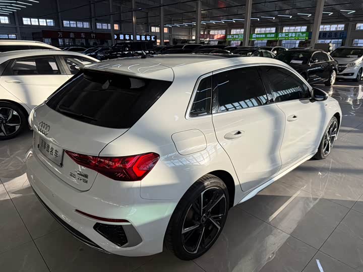 Фото 9 - Audi A3