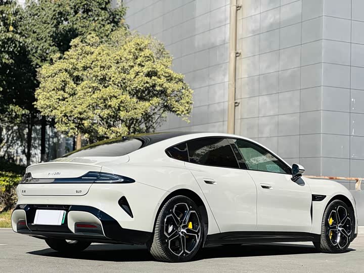 Фото 7 - Xiaomi SU7