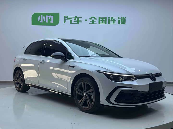 Фото 3 - Volkswagen Golf