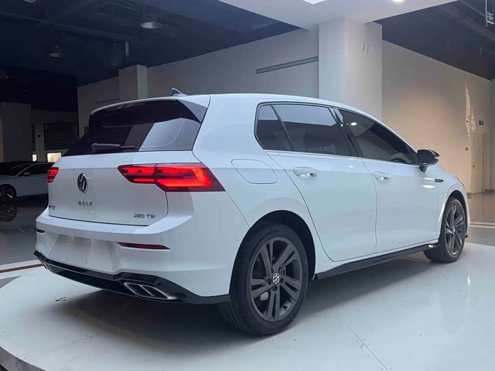 Фото 6 - Volkswagen Golf