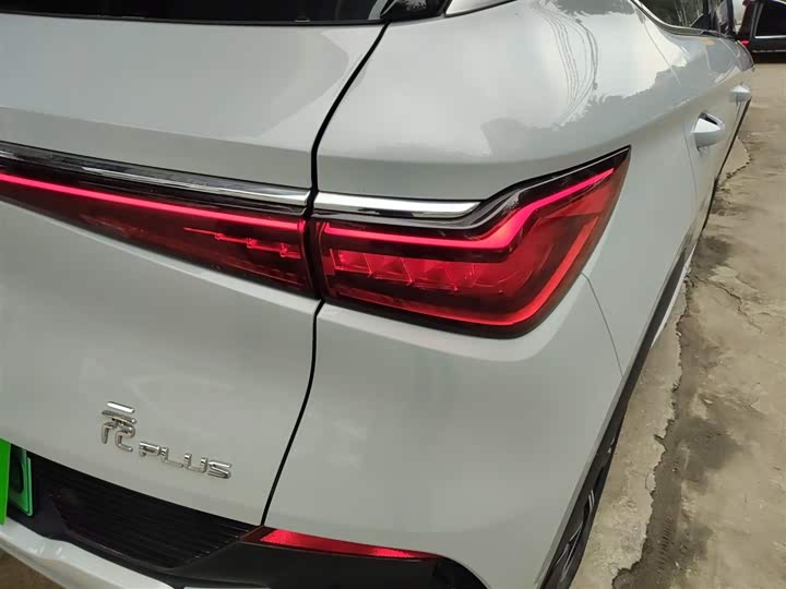 Фото 8 - BYD Yuan Plus