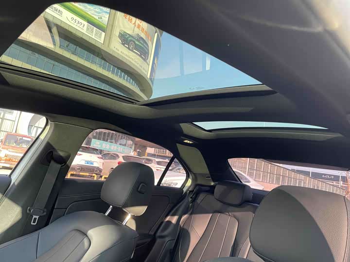 Фото 8 - Mercedes-Benz A-Class