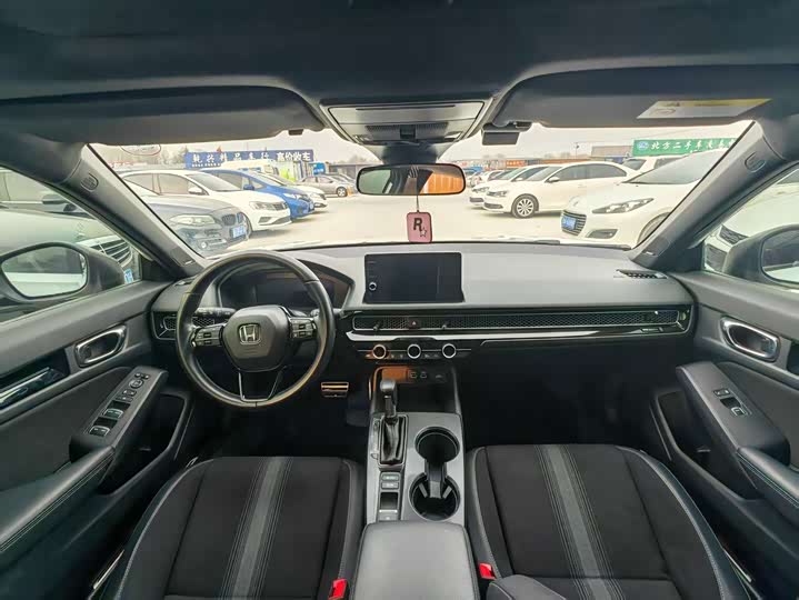 Фото 9 - Honda Civic