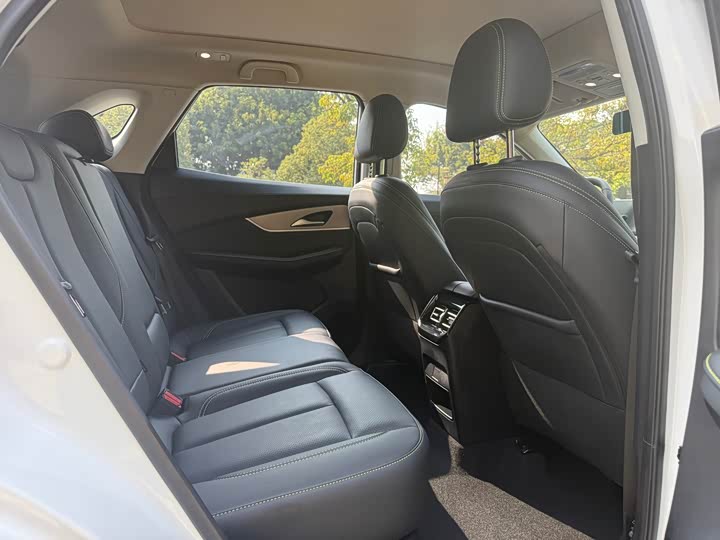 Фото 9 - Dongfeng Forthing T5 EVO