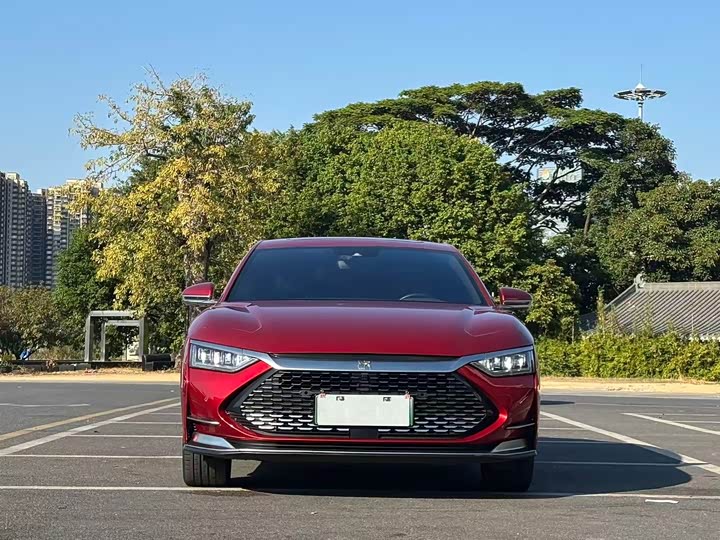 Фото 2 - BYD Han