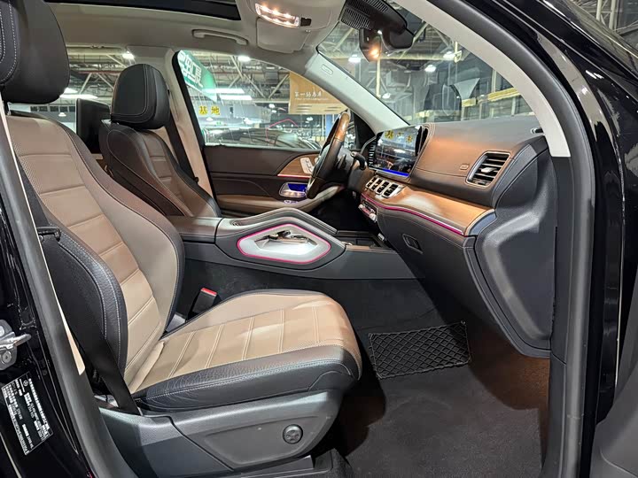 Фото 8 - Mercedes-Benz GLS-Class