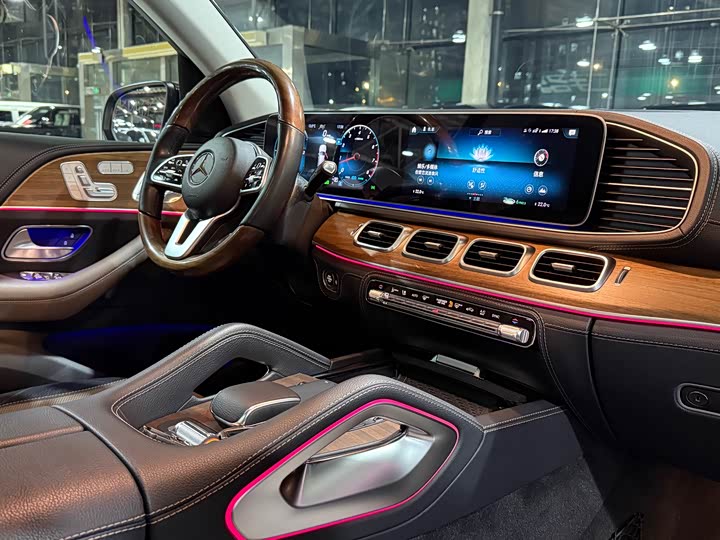 Фото 9 - Mercedes-Benz GLS-Class