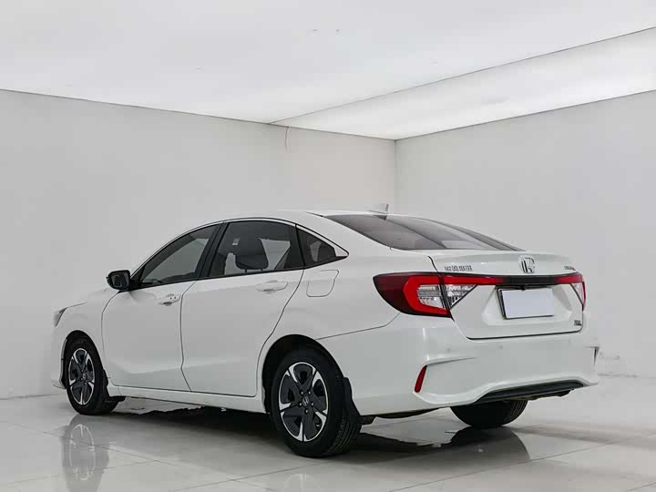 Фото 6 - Honda Envix