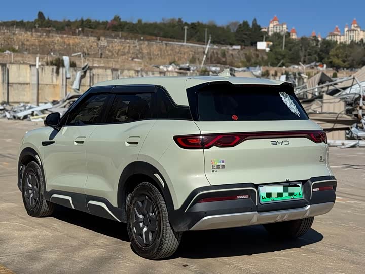 Фото 8 - BYD Yuan Up