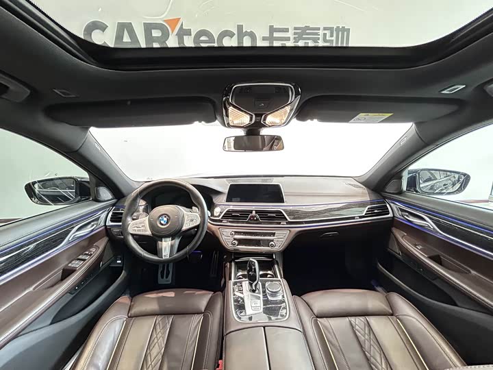 Фото 8 - BMW 7 Series