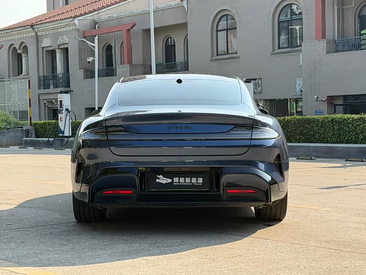 Фото 5 - Xiaomi SU7