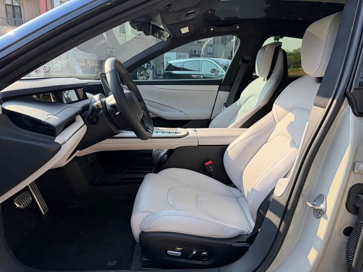 Фото 7 - Xiaomi SU7