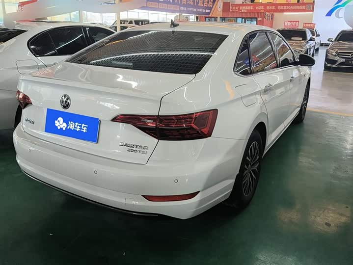 Фото 3 - Volkswagen Sagitar L