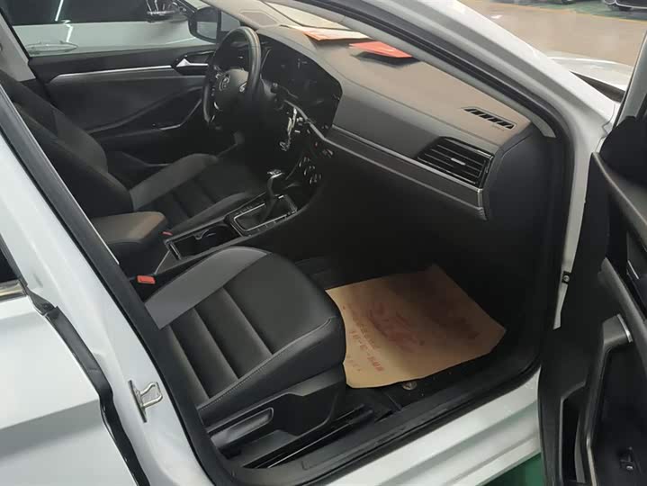 Фото 8 - Volkswagen Sagitar L