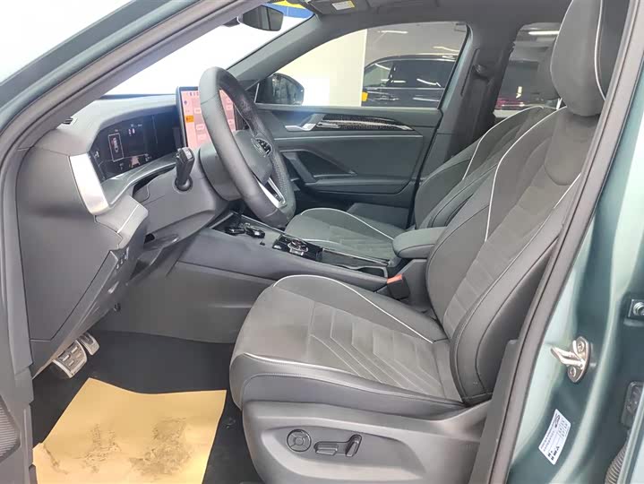 Фото 9 - Volkswagen Tayron