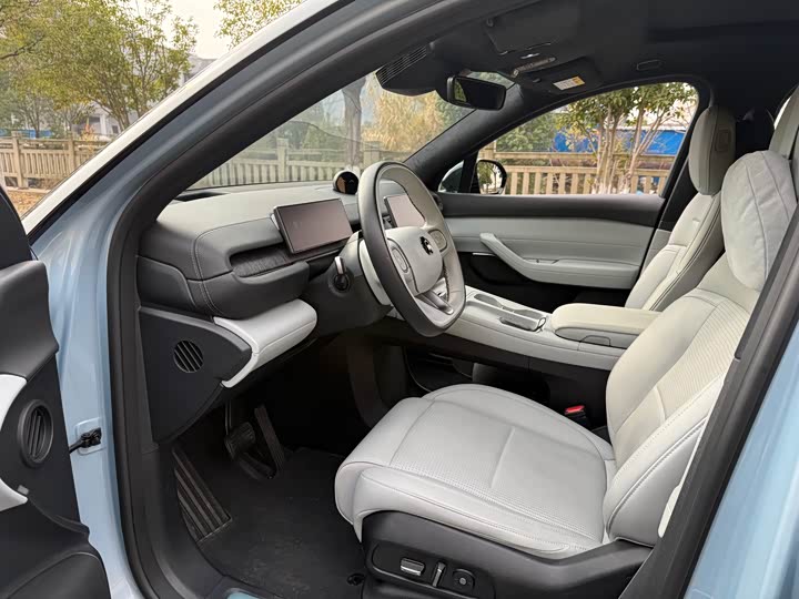 Фото 9 - Nio ES6