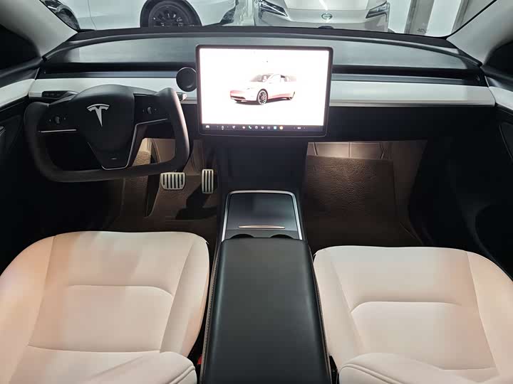 Фото 5 - Tesla Model Y