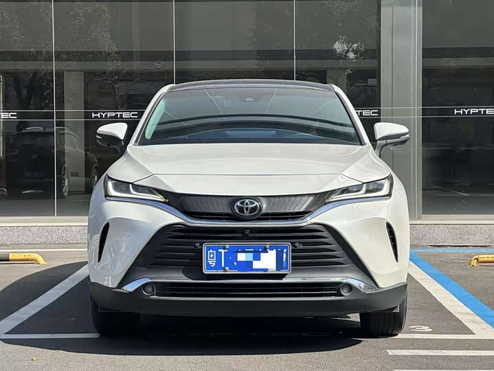 Фото 3 - Toyota Harrier